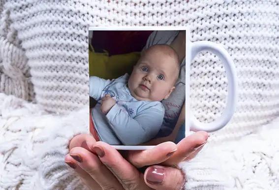 keramický hrneček s vlastní fotkou bily